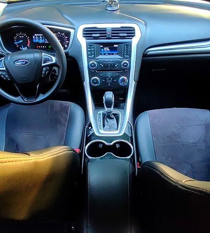 Сірий Форд Фьюжен, об'ємом двигуна 2.5 л та пробігом 223 тис. км за 10500 $, фото 7 на Automoto.ua