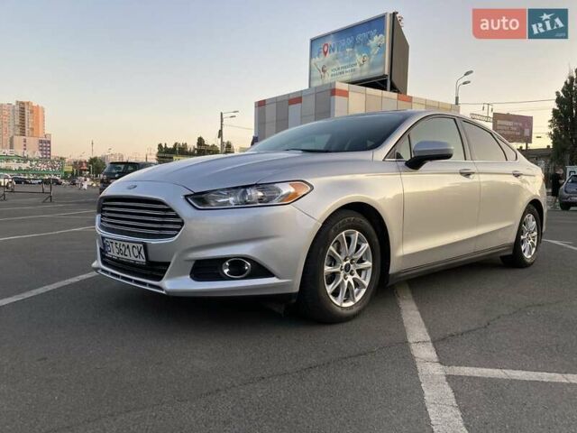 Серый Форд Фьюжн, объемом двигателя 2.5 л и пробегом 190 тыс. км за 9600 $, фото 1 на Automoto.ua