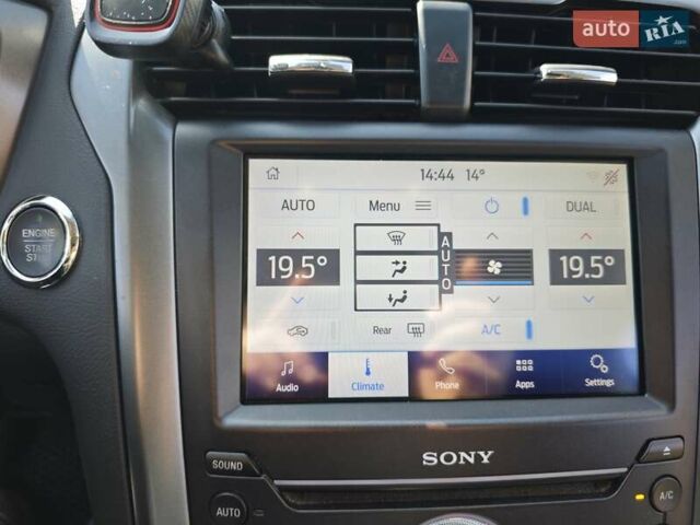 Сірий Форд Фьюжен, об'ємом двигуна 2 л та пробігом 162 тис. км за 11500 $, фото 22 на Automoto.ua