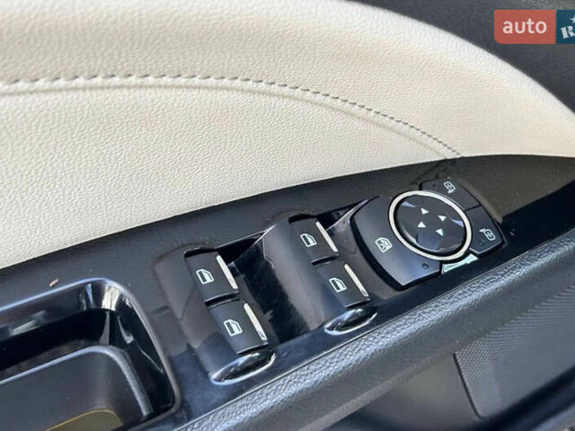 Сірий Форд Фьюжен, об'ємом двигуна 2 л та пробігом 167 тис. км за 14500 $, фото 20 на Automoto.ua