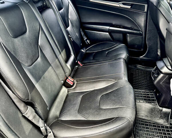 Серый Форд Фьюжн, объемом двигателя 2 л и пробегом 158 тыс. км за 12600 $, фото 6 на Automoto.ua