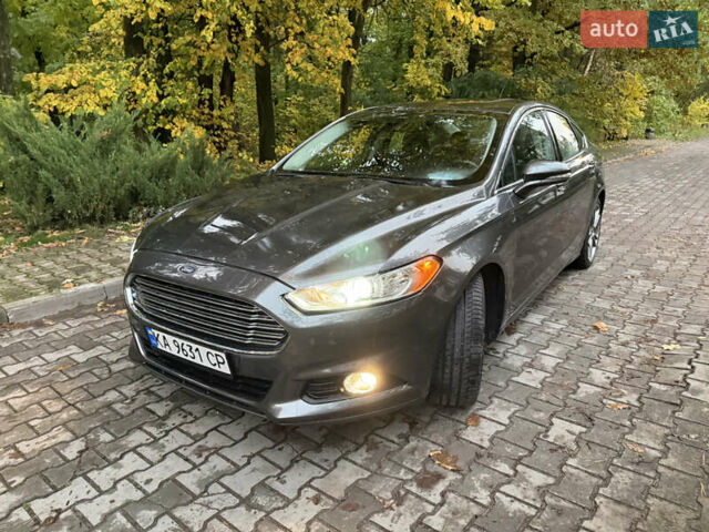 Сірий Форд Фьюжен, об'ємом двигуна 2 л та пробігом 101 тис. км за 11200 $, фото 20 на Automoto.ua