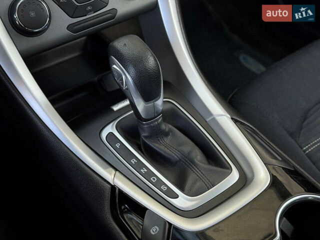 Сірий Форд Фьюжен, об'ємом двигуна 2.49 л та пробігом 270 тис. км за 7999 $, фото 25 на Automoto.ua