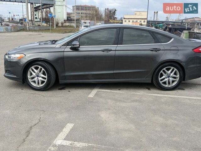 Серый Форд Фьюжн, объемом двигателя 2.5 л и пробегом 263 тыс. км за 8400 $, фото 2 на Automoto.ua