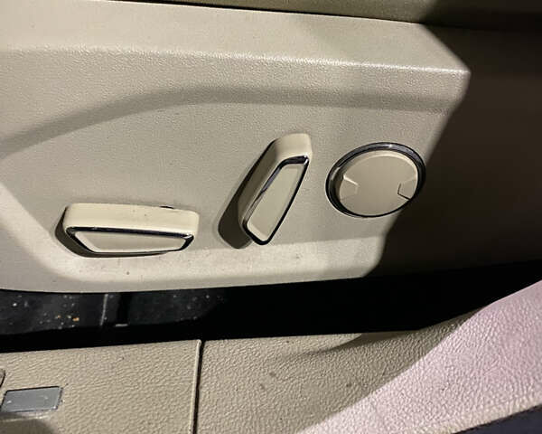 Серый Форд Фьюжн, объемом двигателя 2.49 л и пробегом 167 тыс. км за 5599 $, фото 11 на Automoto.ua