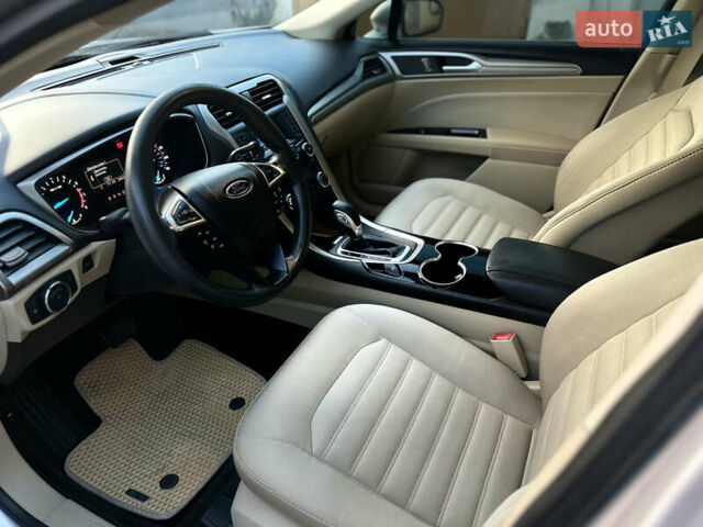 Сірий Форд Фьюжен, об'ємом двигуна 2.49 л та пробігом 290 тис. км за 8899 $, фото 26 на Automoto.ua