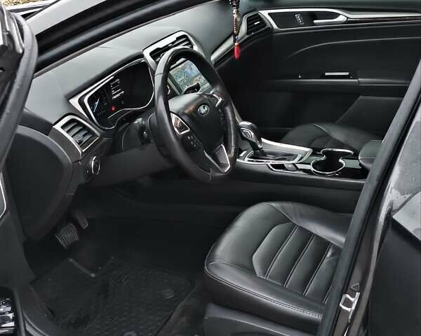 Сірий Форд Фьюжен, об'ємом двигуна 2 л та пробігом 155 тис. км за 12500 $, фото 17 на Automoto.ua