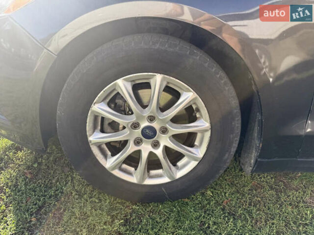Сірий Форд Фьюжен, об'ємом двигуна 2.49 л та пробігом 233 тис. км за 7200 $, фото 18 на Automoto.ua