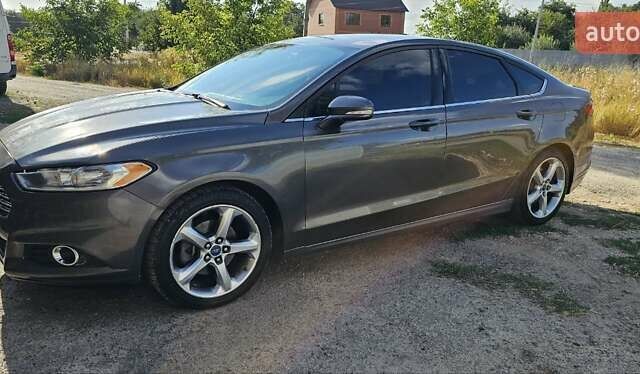 Сірий Форд Фьюжен, об'ємом двигуна 2.49 л та пробігом 205 тис. км за 10900 $, фото 4 на Automoto.ua