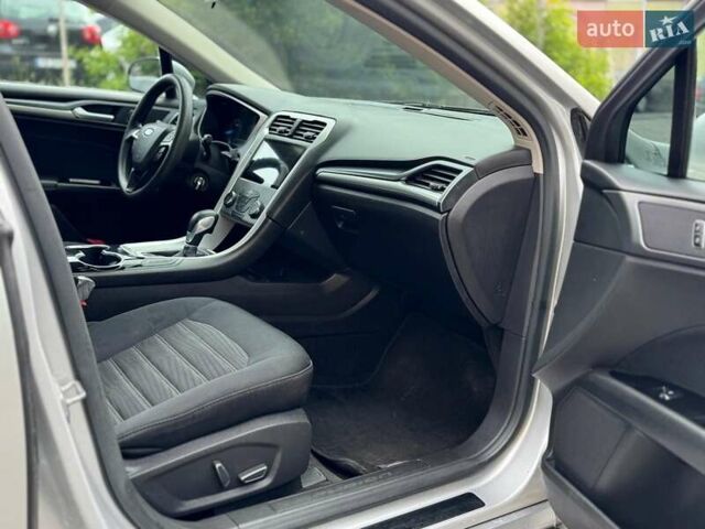 Серый Форд Фьюжн, объемом двигателя 2.5 л и пробегом 270 тыс. км за 8890 $, фото 46 на Automoto.ua