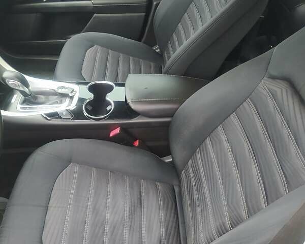 Серый Форд Фьюжн, объемом двигателя 2.5 л и пробегом 259 тыс. км за 10500 $, фото 13 на Automoto.ua