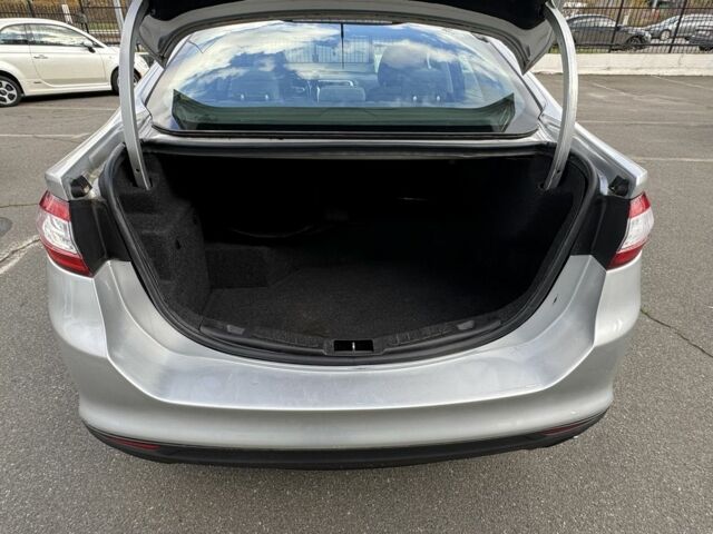 Серый Форд Фьюжн, объемом двигателя 2 л и пробегом 3 тыс. км за 11000 $, фото 7 на Automoto.ua