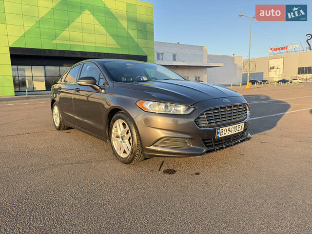 Серый Форд Фьюжн, объемом двигателя 2.49 л и пробегом 214 тыс. км за 9250 $, фото 3 на Automoto.ua