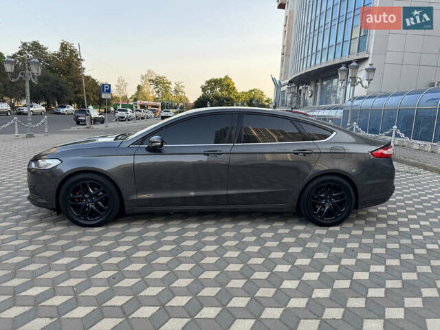 Серый Форд Фьюжн, объемом двигателя 2.49 л и пробегом 206 тыс. км за 9300 $, фото 2 на Automoto.ua