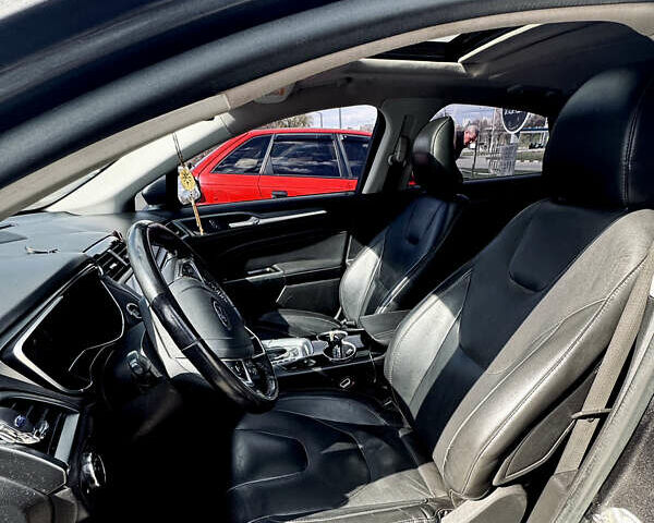 Серый Форд Фьюжн, объемом двигателя 2 л и пробегом 158 тыс. км за 12600 $, фото 4 на Automoto.ua