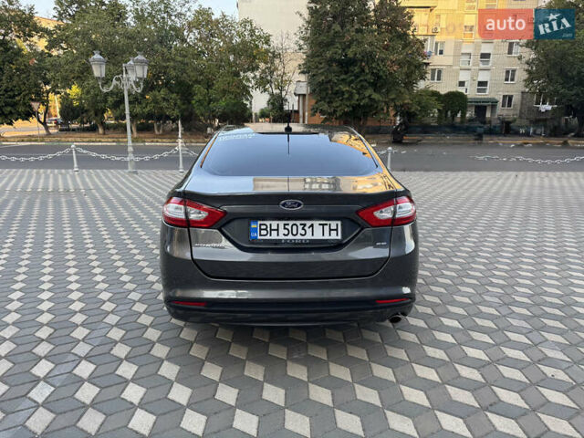 Серый Форд Фьюжн, объемом двигателя 2.49 л и пробегом 206 тыс. км за 9300 $, фото 9 на Automoto.ua