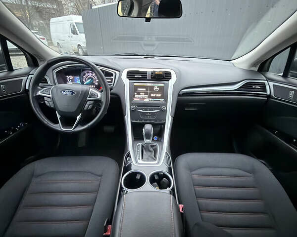 Серый Форд Фьюжн, объемом двигателя 1.5 л и пробегом 96 тыс. км за 10500 $, фото 14 на Automoto.ua