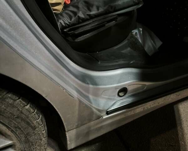 Серый Форд Фьюжн, объемом двигателя 2 л и пробегом 135 тыс. км за 10500 $, фото 7 на Automoto.ua