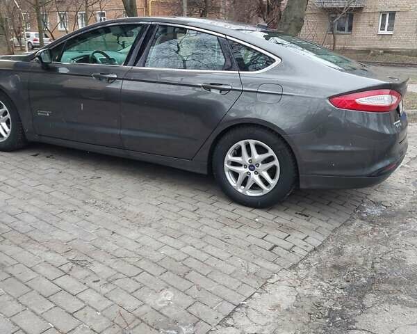 Серый Форд Фьюжн, объемом двигателя 2 л и пробегом 190 тыс. км за 13000 $, фото 36 на Automoto.ua