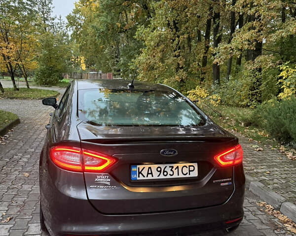 Сірий Форд Фьюжен, об'ємом двигуна 2 л та пробігом 101 тис. км за 11200 $, фото 28 на Automoto.ua