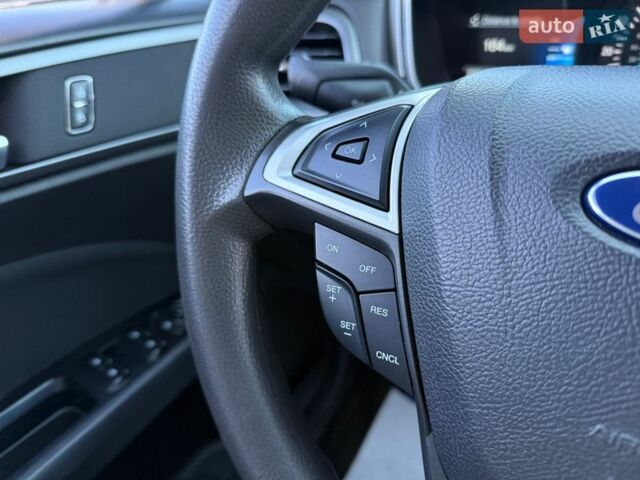 Сірий Форд Фьюжен, об'ємом двигуна 2.49 л та пробігом 208 тис. км за 8600 $, фото 24 на Automoto.ua