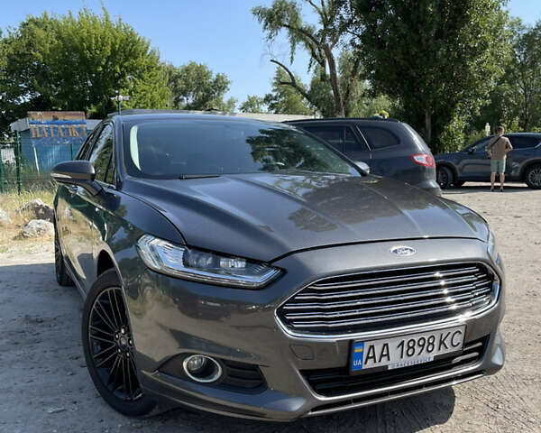 Сірий Форд Фьюжен, об'ємом двигуна 2 л та пробігом 129 тис. км за 12000 $, фото 7 на Automoto.ua