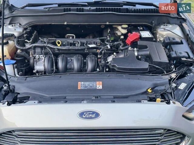 Сірий Форд Фьюжен, об'ємом двигуна 2.5 л та пробігом 240 тис. км за 10000 $, фото 7 на Automoto.ua