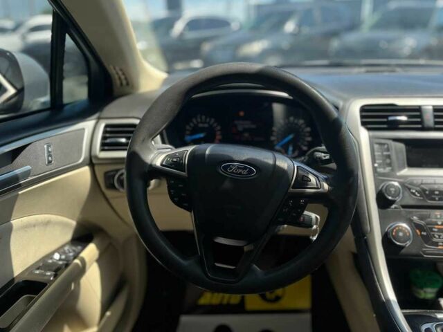 Серый Форд Фьюжн, объемом двигателя 2.5 л и пробегом 285 тыс. км за 9900 $, фото 10 на Automoto.ua