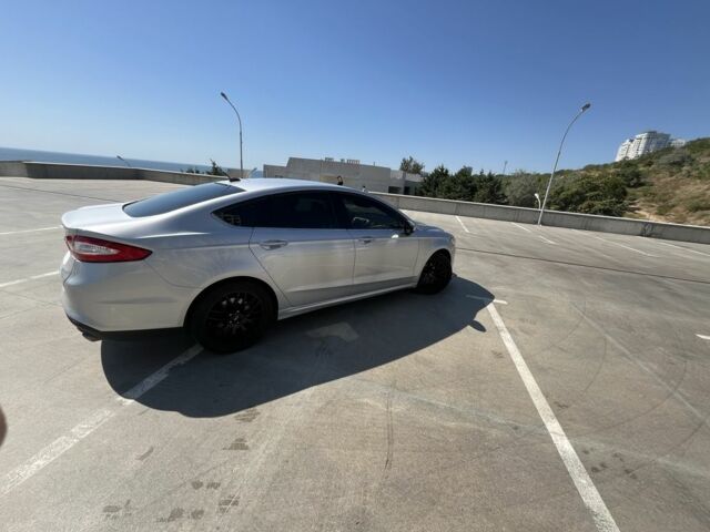 Серый Форд Фьюжн, объемом двигателя 2.5 л и пробегом 92 тыс. км за 11000 $, фото 17 на Automoto.ua