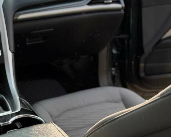 Серый Форд Фьюжн, объемом двигателя 2.49 л и пробегом 294 тыс. км за 9400 $, фото 8 на Automoto.ua