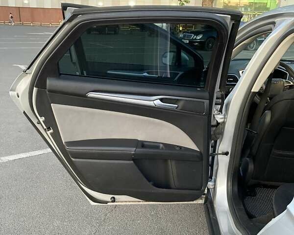 Серый Форд Фьюжн, объемом двигателя 2.5 л и пробегом 190 тыс. км за 9600 $, фото 28 на Automoto.ua