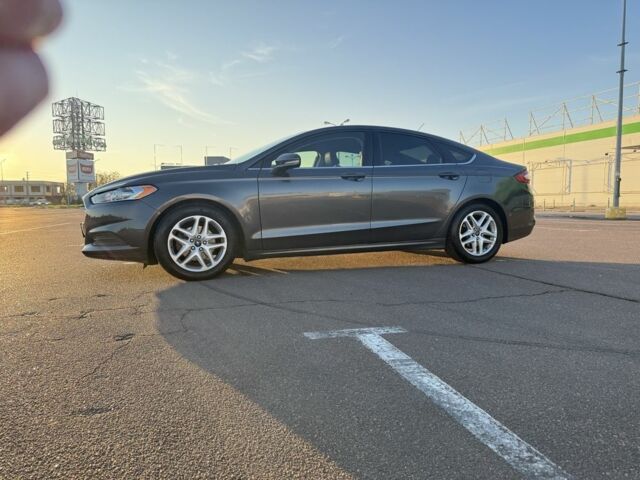 Сірий Форд Фьюжен, об'ємом двигуна 2.5 л та пробігом 214 тис. км за 9850 $, фото 4 на Automoto.ua