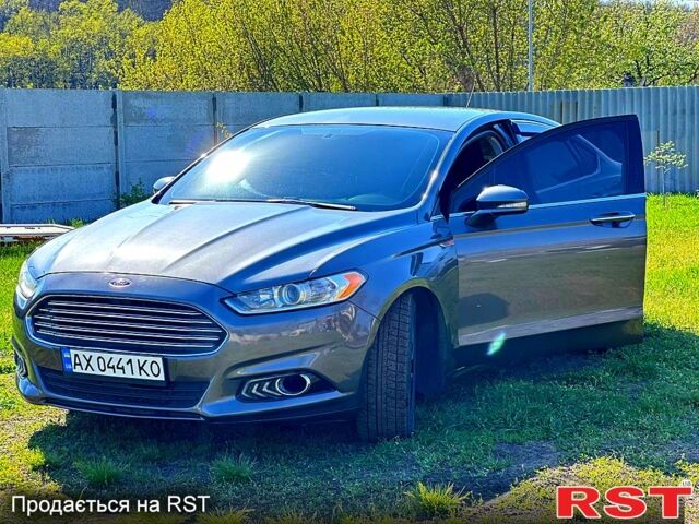 Серый Форд Фьюжн, объемом двигателя 2.5 л и пробегом 250 тыс. км за 9800 $, фото 2 на Automoto.ua