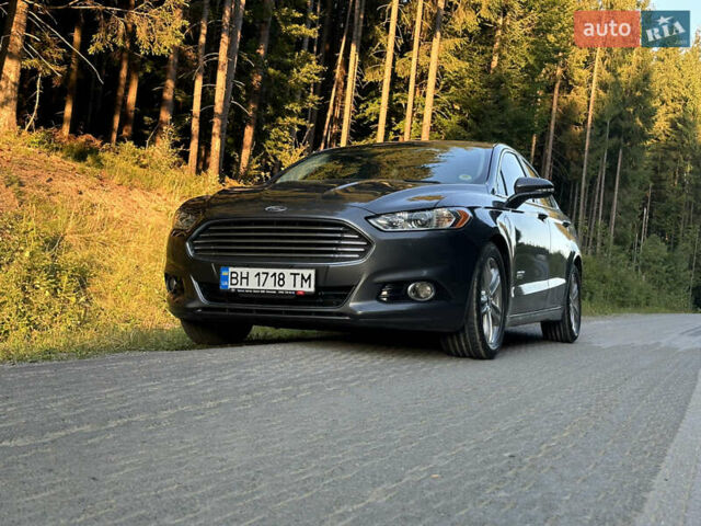 Сірий Форд Фьюжен, об'ємом двигуна 2 л та пробігом 167 тис. км за 14500 $, фото 1 на Automoto.ua