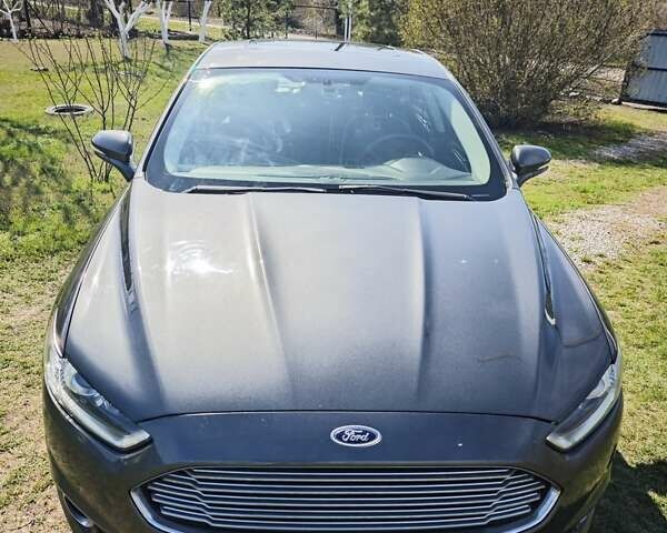 Сірий Форд Фьюжен, об'ємом двигуна 2 л та пробігом 162 тис. км за 11500 $, фото 4 на Automoto.ua