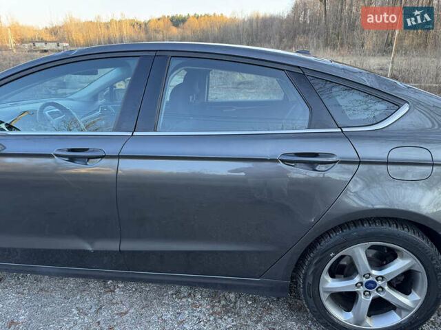 Сірий Форд Фьюжен, об'ємом двигуна 1.5 л та пробігом 248 тис. км за 7900 $, фото 17 на Automoto.ua