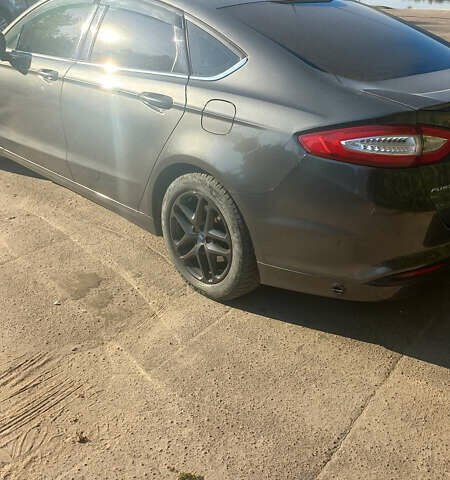 Серый Форд Фьюжн, объемом двигателя 2.49 л и пробегом 162 тыс. км за 11800 $, фото 3 на Automoto.ua