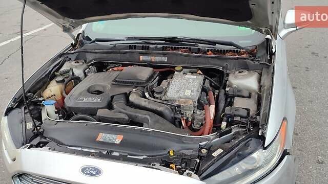 Серый Форд Фьюжн, объемом двигателя 2 л и пробегом 343 тыс. км за 6990 $, фото 16 на Automoto.ua