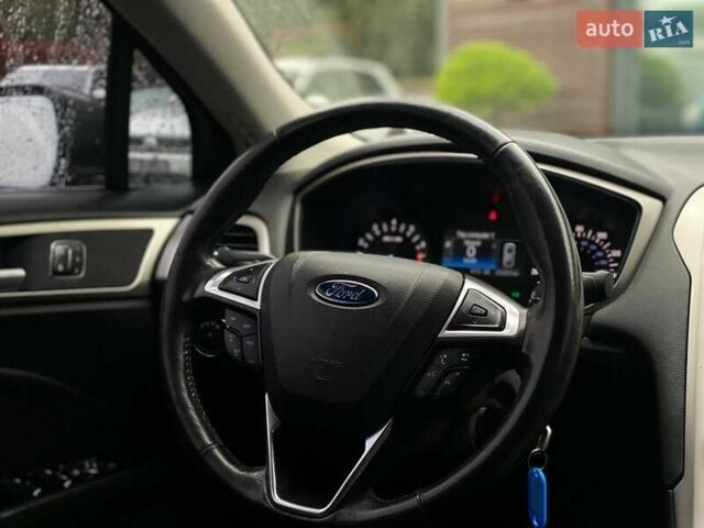 Форд Фьюжн 2015 в Львове на Automoto.ua Серый Форд Фьюжн, объемом двигателя 2 л и пробегом 212 тыс. км за 9300 $, фото 12 на Automoto.ua