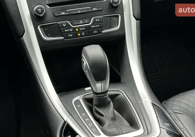 Форд Фьюжн 2015 в Харькове на Automoto.ua Серый Форд Фьюжн, объемом двигателя 2 л и пробегом 255 тыс. км за 10999 $, фото 12 на Automoto.ua