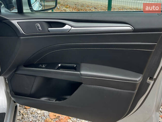 Серый Форд Фьюжн, объемом двигателя 2 л и пробегом 165 тыс. км за 10500 $, фото 25 на Automoto.ua