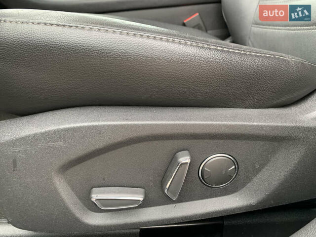 Сірий Форд Фьюжен, об'ємом двигуна 1.5 л та пробігом 130 тис. км за 9200 $, фото 14 на Automoto.ua