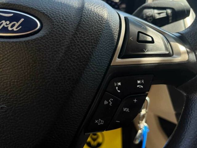 Серый Форд Фьюжн, объемом двигателя 2.5 л и пробегом 285 тыс. км за 9900 $, фото 21 на Automoto.ua