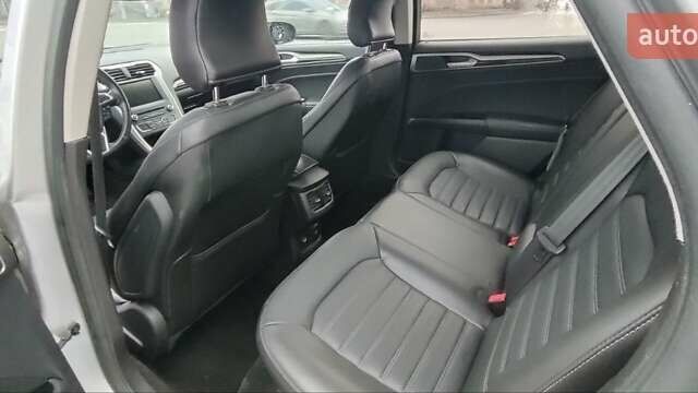 Серый Форд Фьюжн, объемом двигателя 2 л и пробегом 343 тыс. км за 6990 $, фото 11 на Automoto.ua