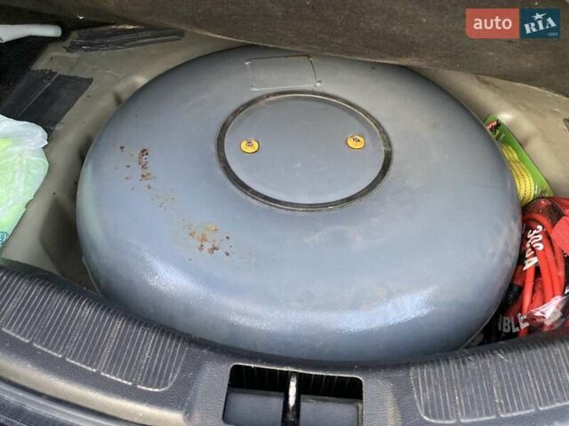 Серый Форд Фьюжн, объемом двигателя 2.5 л и пробегом 190 тыс. км за 9600 $, фото 12 на Automoto.ua