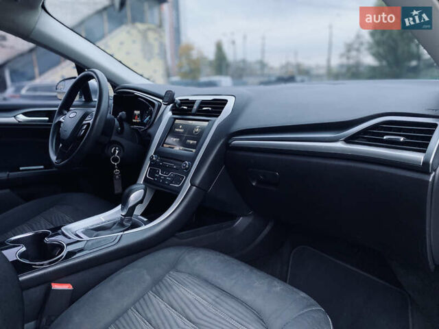 Серый Форд Фьюжн, объемом двигателя 2.49 л и пробегом 194 тыс. км за 9300 $, фото 25 на Automoto.ua