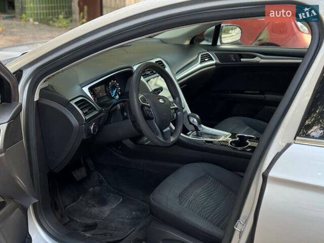 Сірий Форд Фьюжен, об'ємом двигуна 2.49 л та пробігом 270 тис. км за 7999 $, фото 16 на Automoto.ua