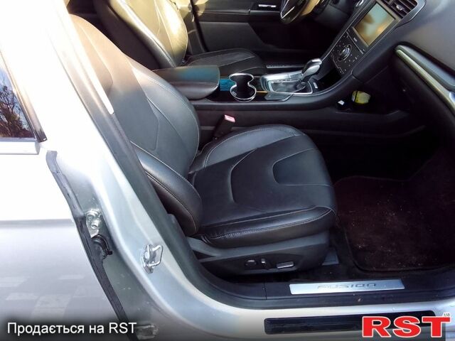 Серый Форд Фьюжн, объемом двигателя 2 л и пробегом 168 тыс. км за 10500 $, фото 4 на Automoto.ua