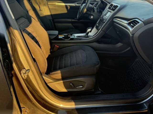 Сірий Форд Фьюжен, об'ємом двигуна 2.5 л та пробігом 214 тис. км за 9850 $, фото 15 на Automoto.ua