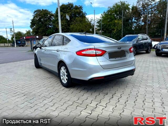 Серый Форд Фьюжн, объемом двигателя 2.5 л и пробегом 140 тыс. км за 10500 $, фото 1 на Automoto.ua